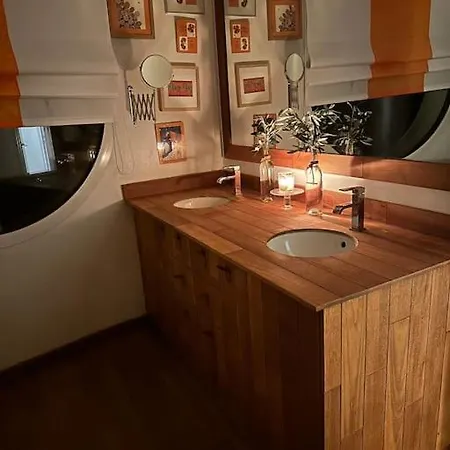 Grande Piscine Et Jacuzzi Jardin Sans Vis-a -vis, Tres Calme Prázdninový dům *