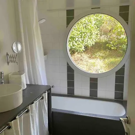 Grande Piscine Et Jacuzzi Jardin Sans Vis-a -vis, Tres Calme Prázdninový dům Cholet