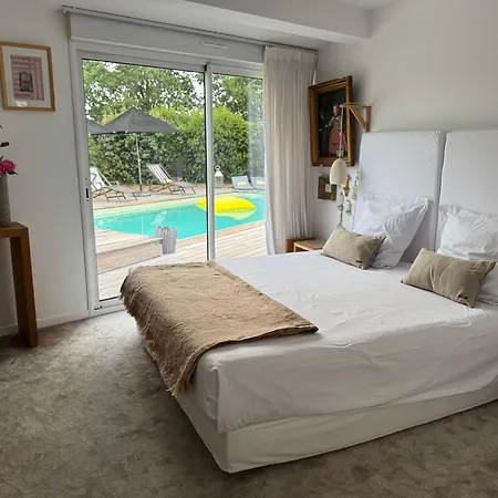 Grande Piscine Et Jacuzzi Jardin Sans Vis-a -vis, Tres Calme Prázdninový dům *