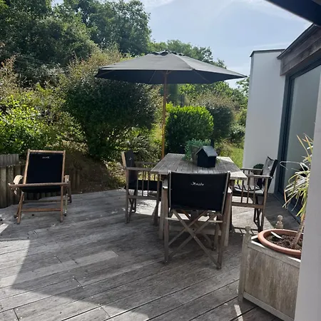 Prázdninový dům Grande Piscine Et Jacuzzi Jardin Sans Vis-a -vis, Tres Calme